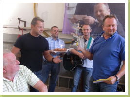 Klicken Sie auf das Bild, um es zu vergrößern